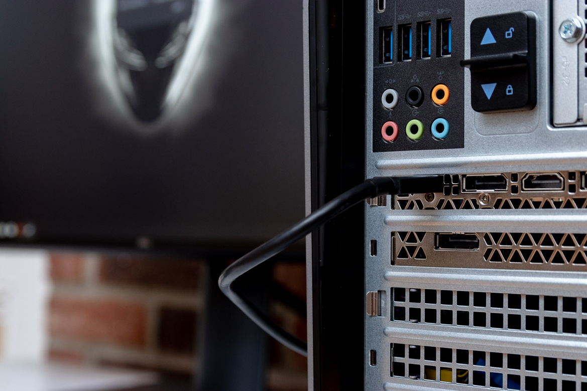 Alienware Aurora R8 Review: A Compact RTX Gaming Powerhouse