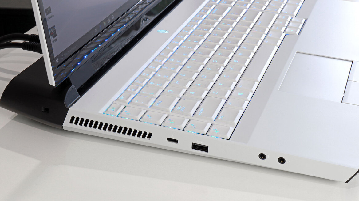 Alienware Area-51m Review With Benchmarks And Teardown