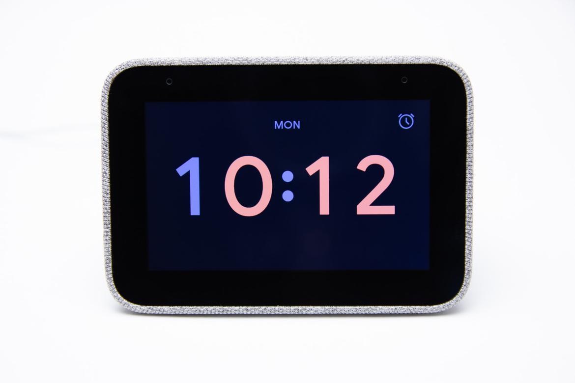 Lenovo Smart Clock Review: A Bedside Google Assistant