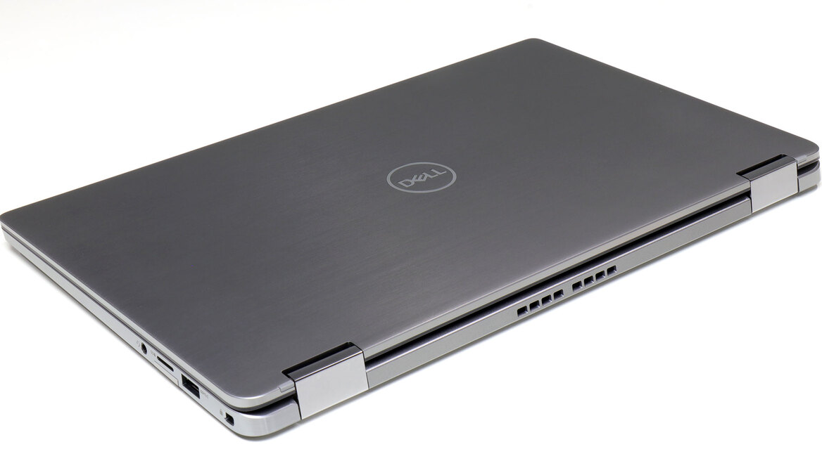 Dell Latitude 7400 2-In-1 Review: A Lethal Weapon For Road Warriors