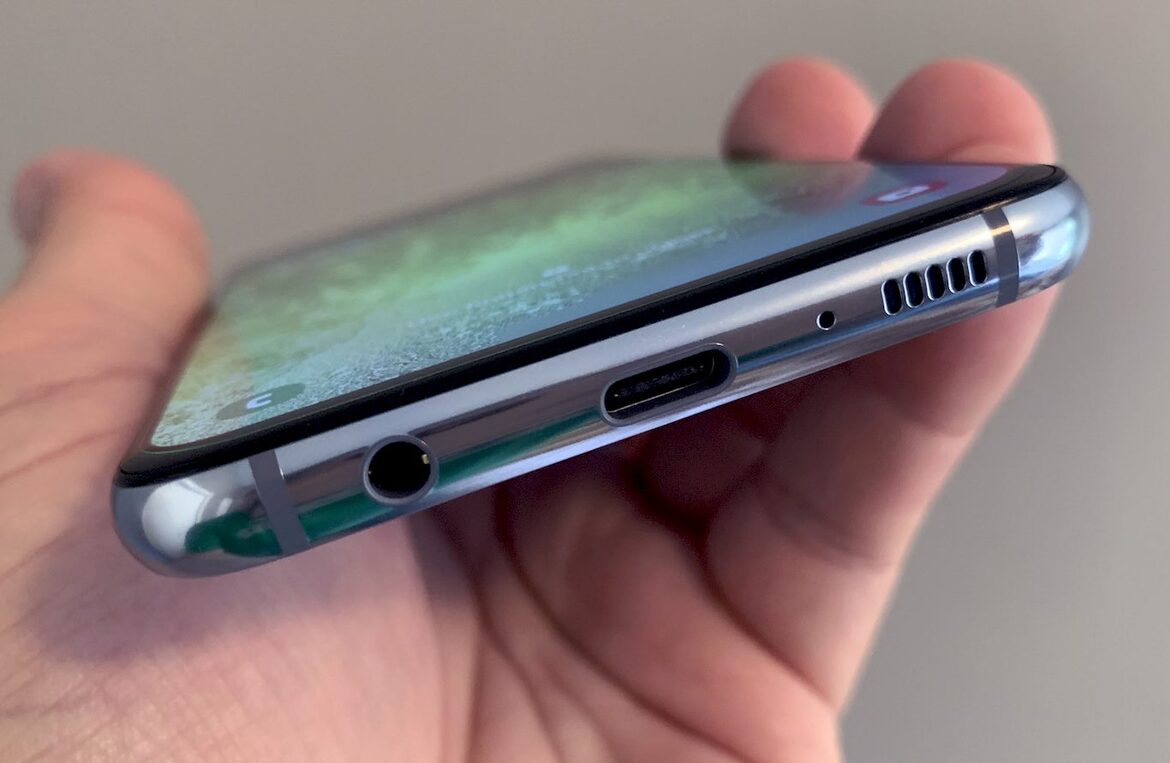Samsung Galaxy S10e Review: Every Bit A Flagship For Less
