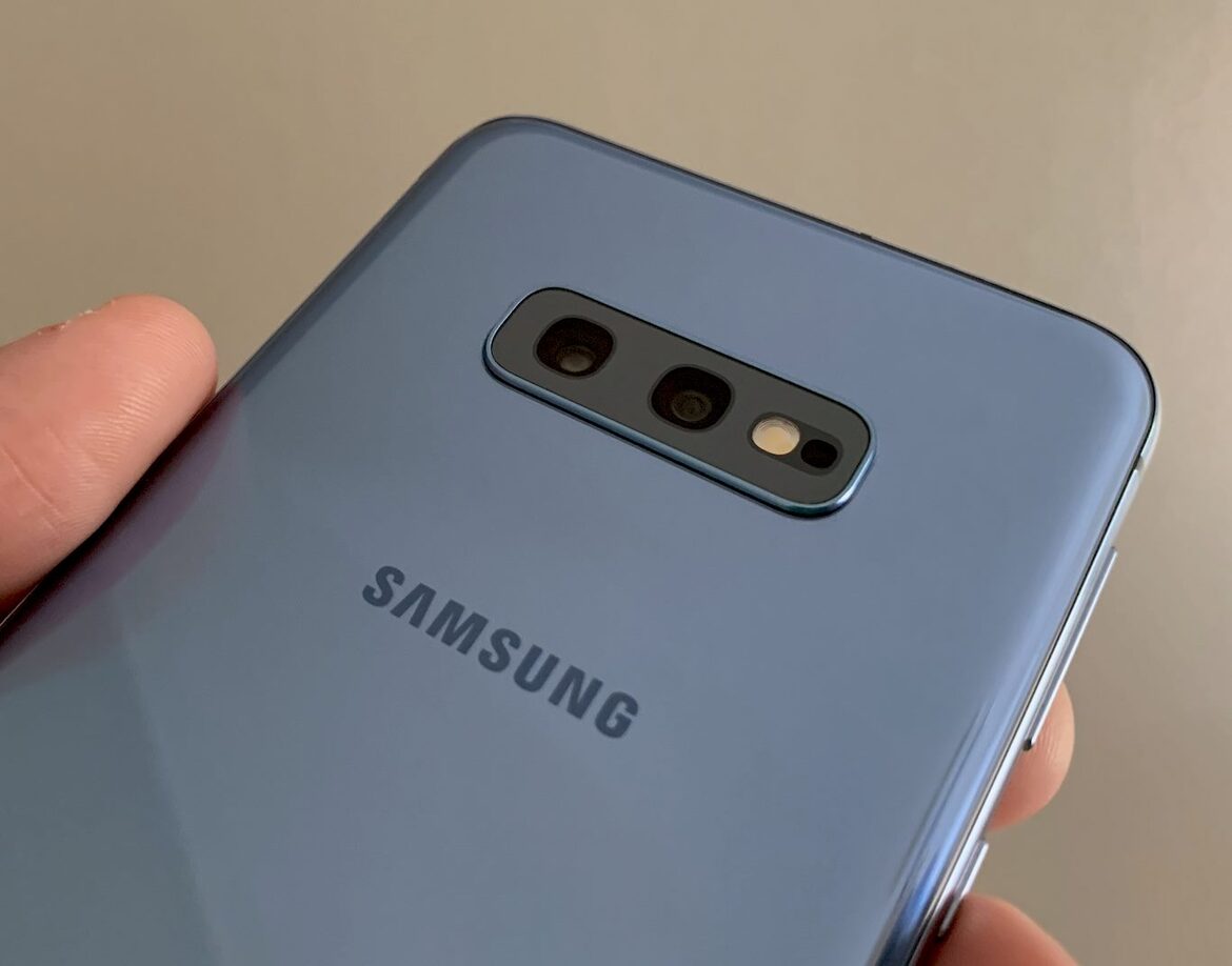 Samsung Galaxy S10e Review: Every Bit A Flagship For Less