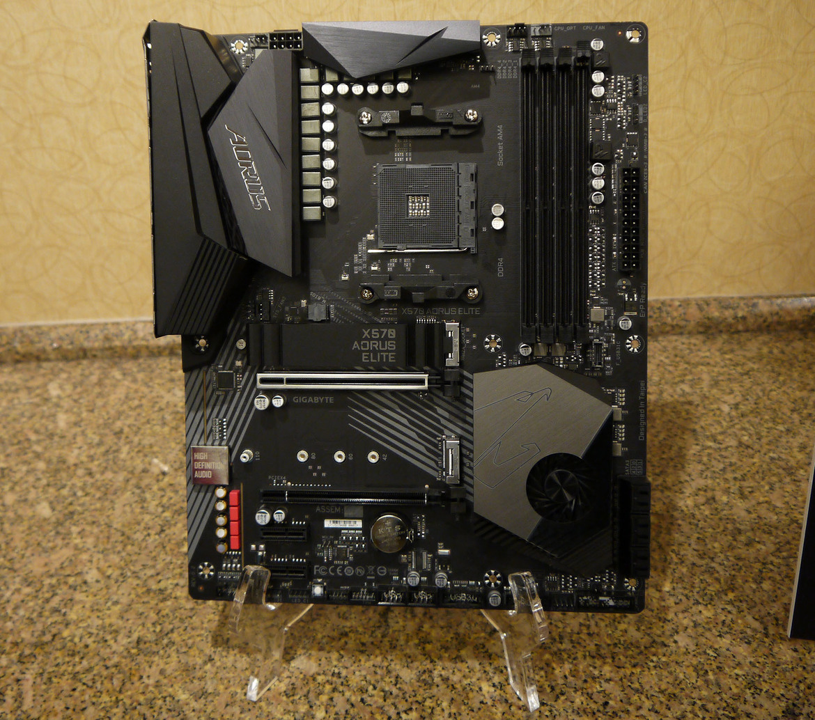 Gigabyte Aorus X570 Motherboard And PCIe 4.0 SSD Preview: Ready To Rock Ryzen 3000