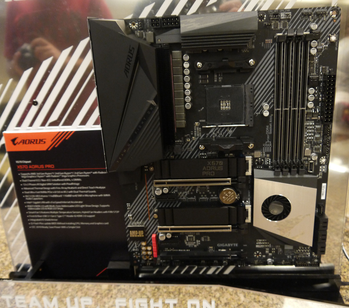 Gigabyte Aorus X570 Motherboard And PCIe 4.0 SSD Preview: Ready To Rock Ryzen 3000