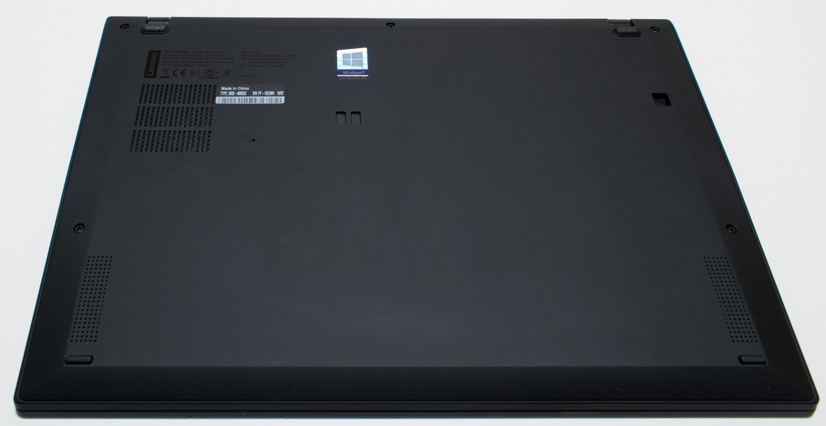 Lenovo ThinkPad X1 Carbon Review: Lenovo's 7th Gen Flagship Impresses