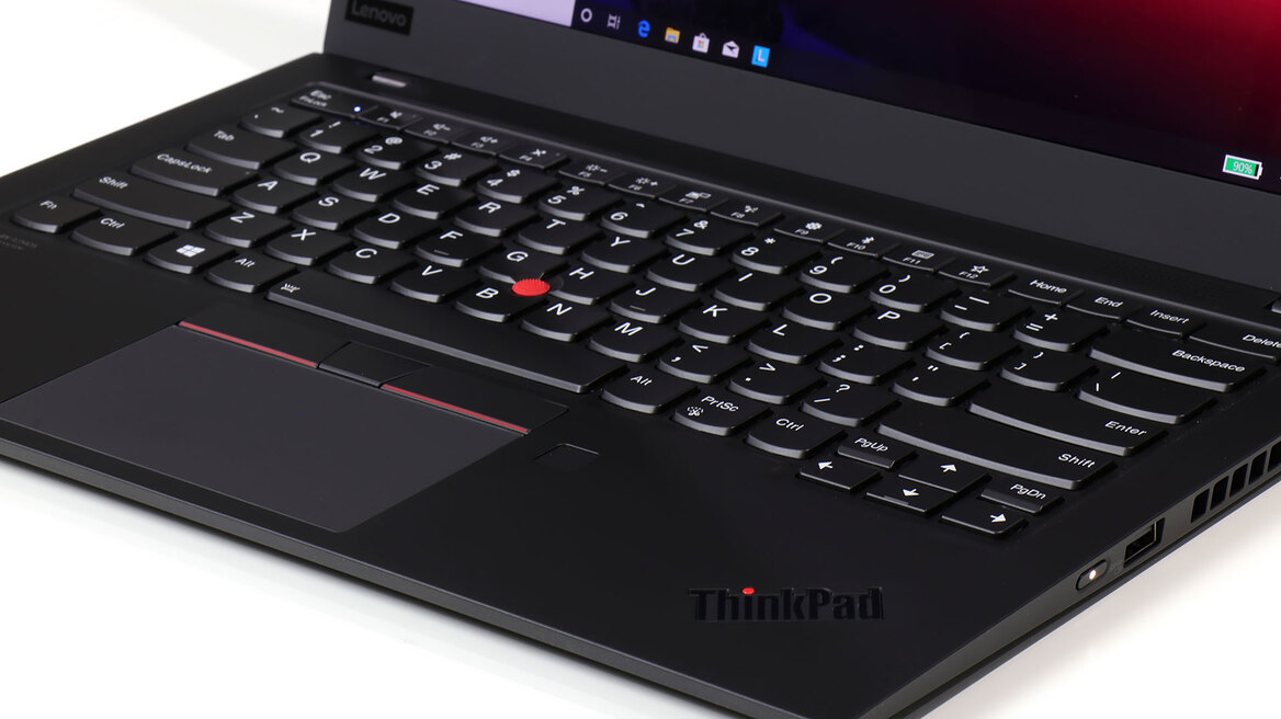 Lenovo ThinkPad X1 Carbon Review: Lenovo's 7th Gen Flagship Impresses