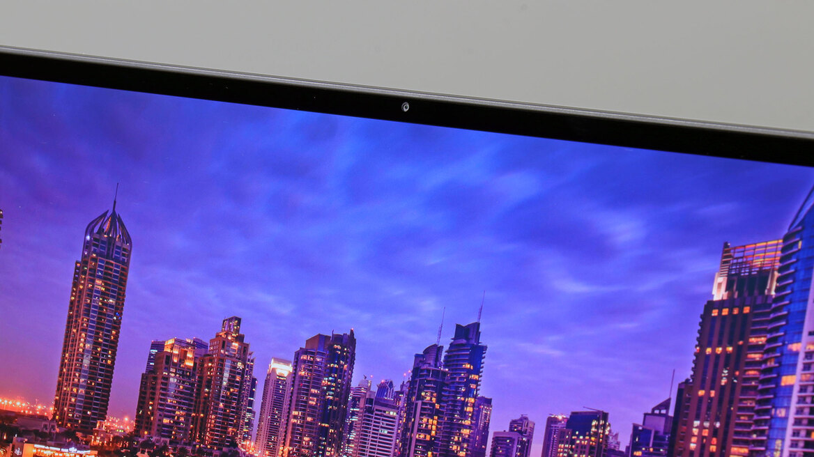 Dell XPS 15 (2019) Review: OLED Display Beauty, 8-Core Beast