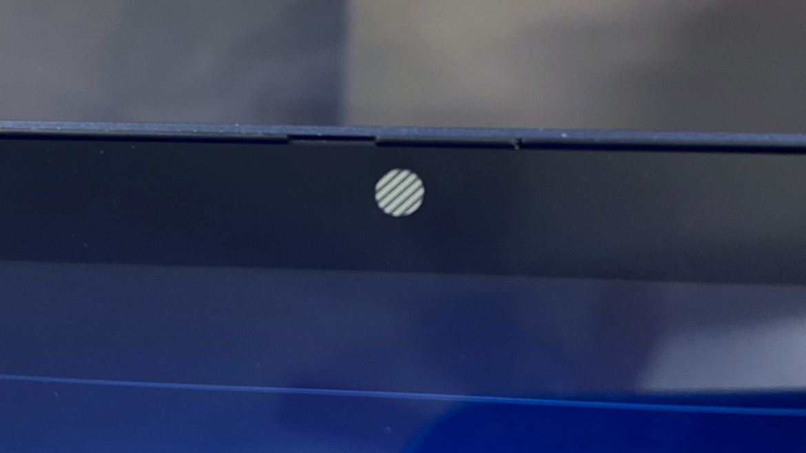 HP Elite Dragonfly Review: A Super Stylish 2-In-1 Laptop