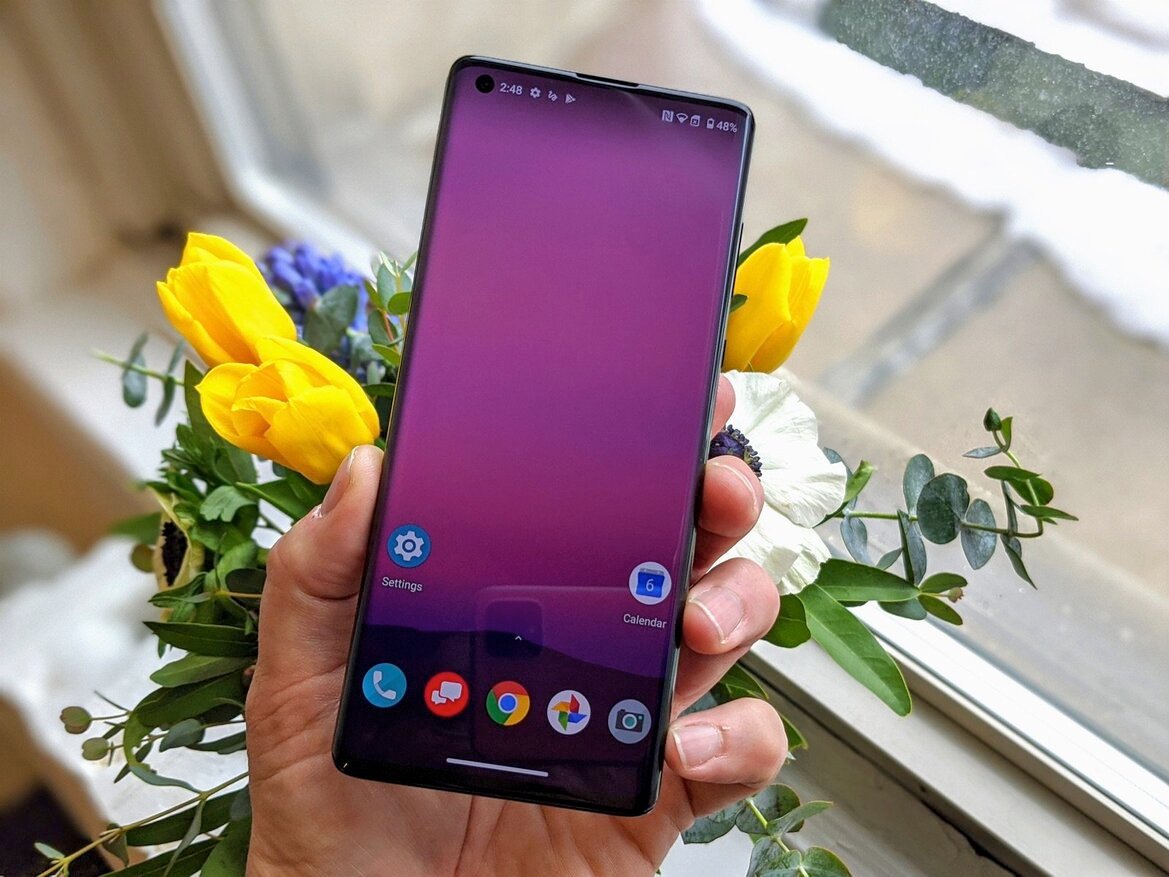 Moto Edge+ Review: Gorgeous But Living On The Edge (Of 5G)