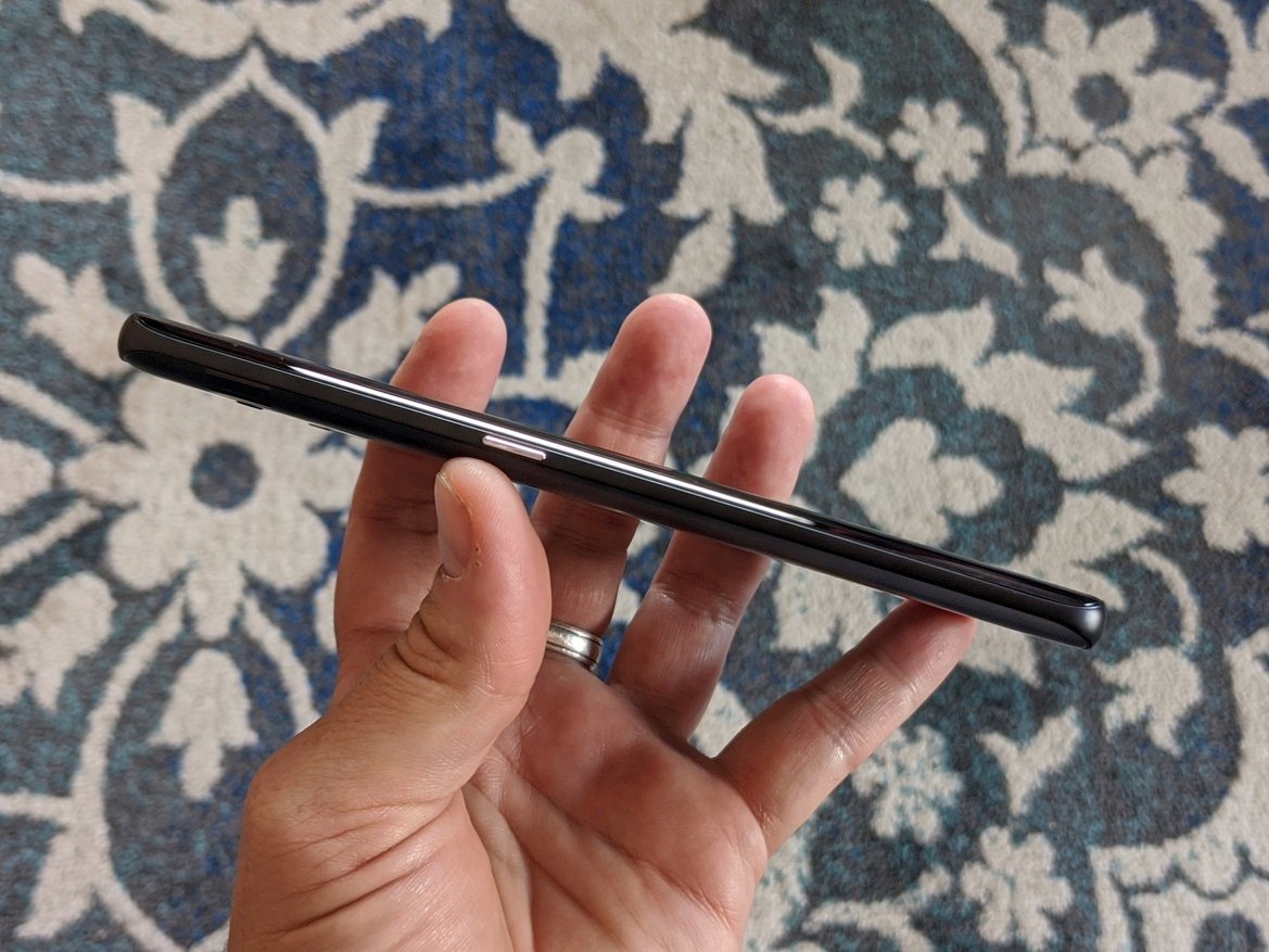 TCL 10 Pro And 10L Review: Sleek, Budget-Friendly Androids