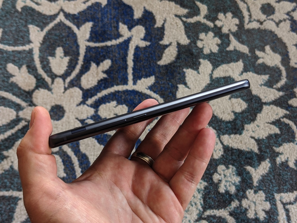 TCL 10 Pro And 10L Review: Sleek, Budget-Friendly Androids