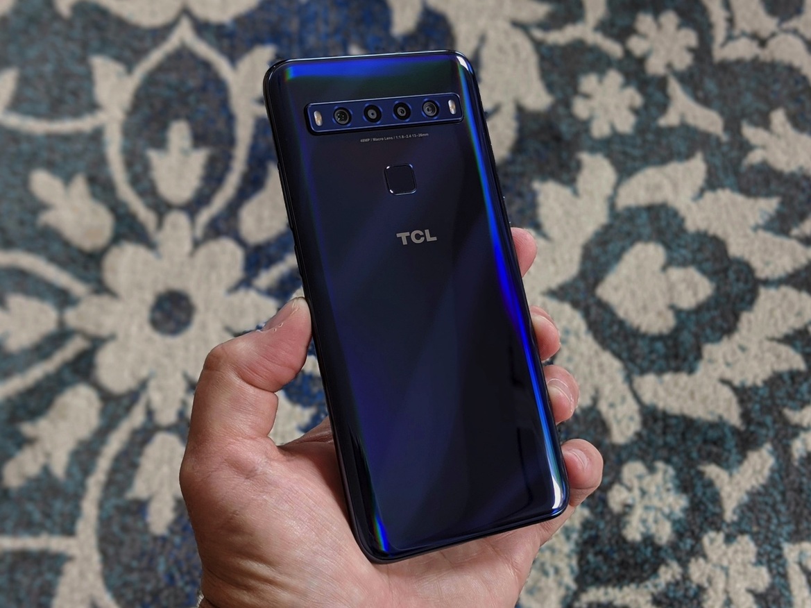 TCL 10 Pro And 10L Review: Sleek, Budget-Friendly Androids