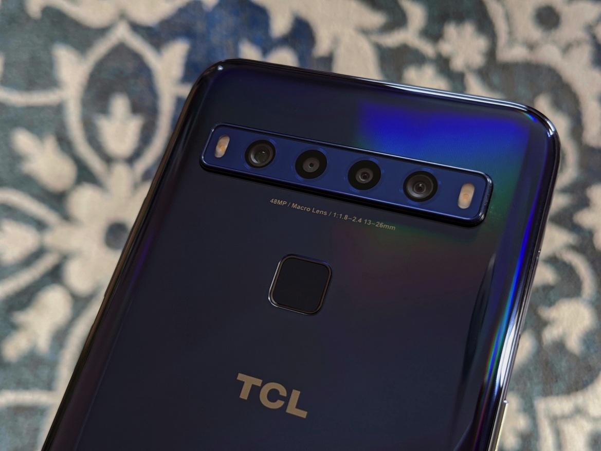 TCL 10 Pro And 10L Review: Sleek, Budget-Friendly Androids