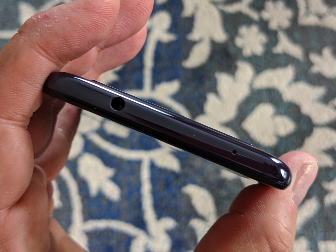 TCL 10 Pro And 10L Review: Sleek, Budget-Friendly Androids