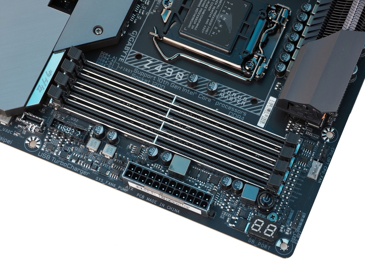 Intel Core i9-10900K & i5-10600K Review: Comet Lake-S Benchmarks