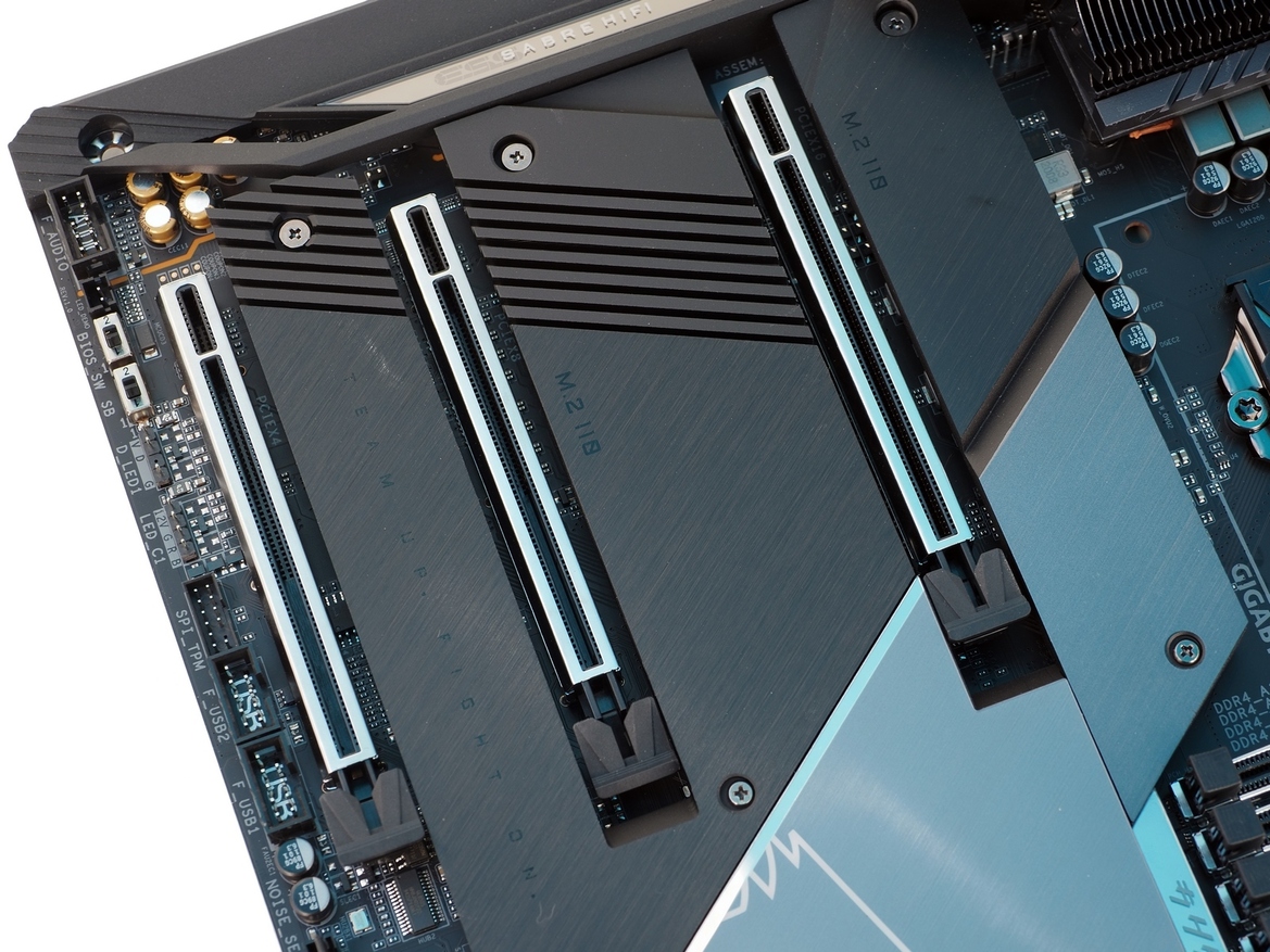 Intel Core i9-10900K & i5-10600K Review: Comet Lake-S Benchmarks