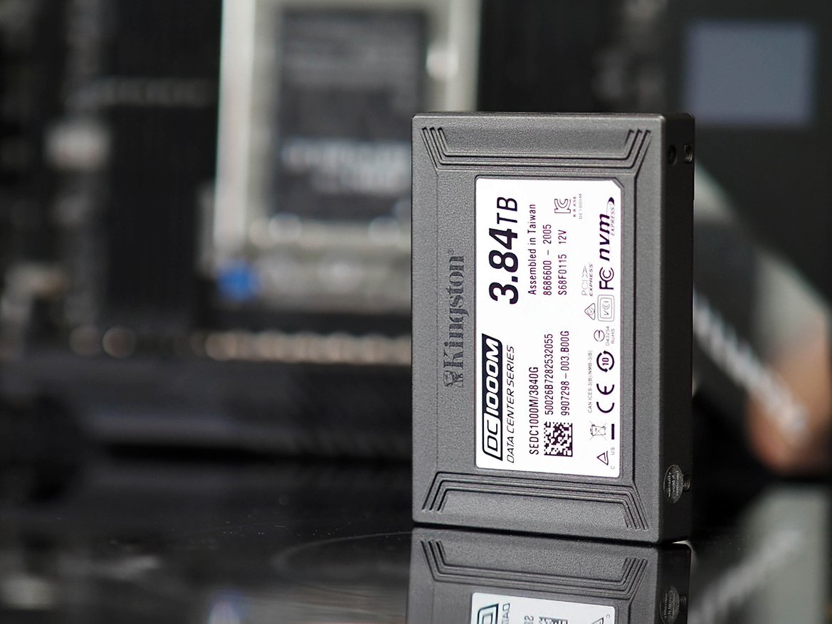 Kingston DC1000M SSD Review: Big, Fast NVMe Storage