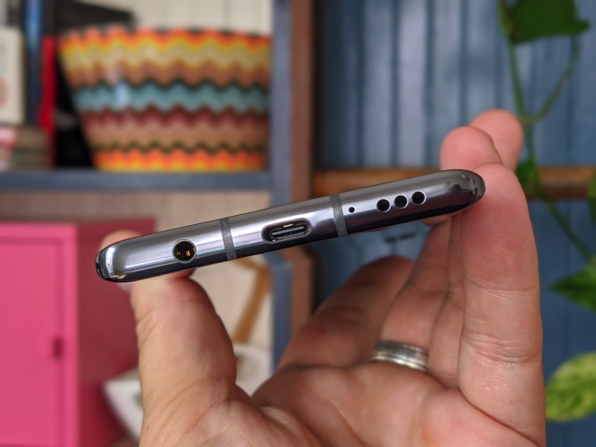 LG Velvet Review: Stylish 5G Phone Lacks Excitement, Brings Value