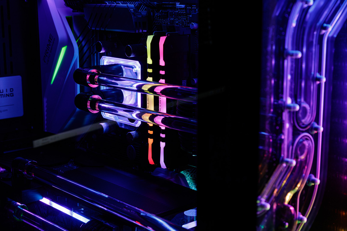 EK Fluid Gaming 270 Conquest Review: Immaculate PC Gaming