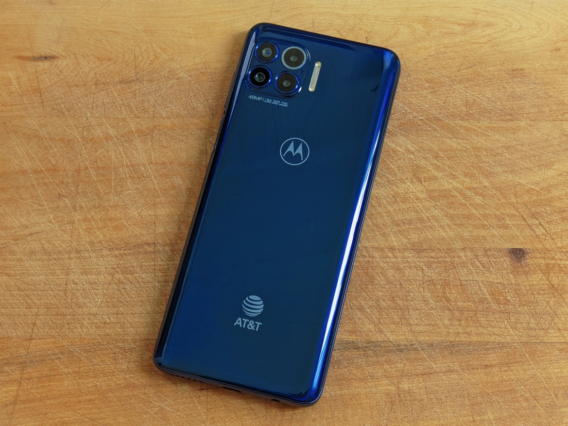 Moto One 5G Review: Killer Battery Life, Lackluster Cameras