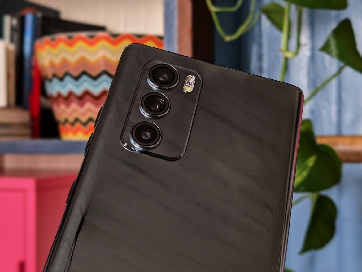 LG Wing Review: A Solid 5G Phone With A Wild Twist