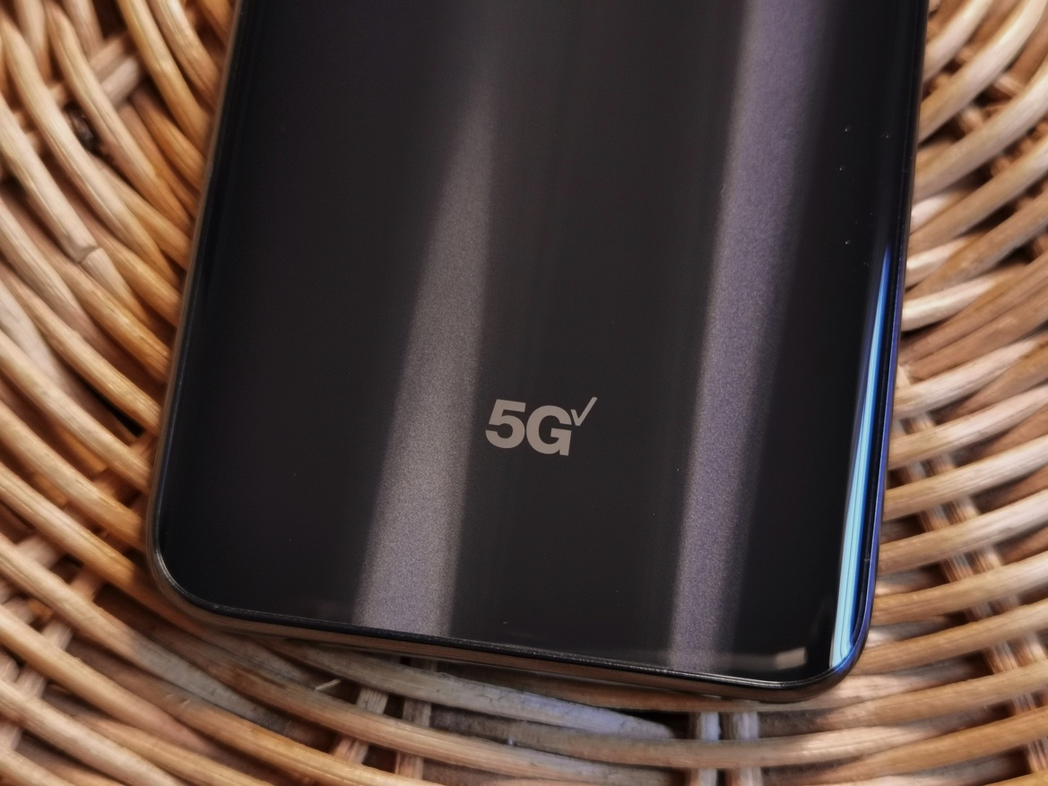 Nokia 8 V 5G UW Review: Too Little, Too Late