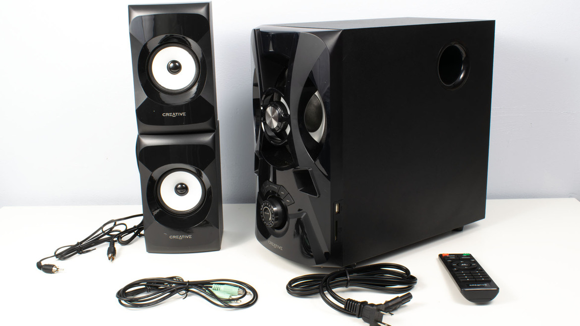 Creative SBS E2900 2.1 Speakers Review: Big Sound, Small Price