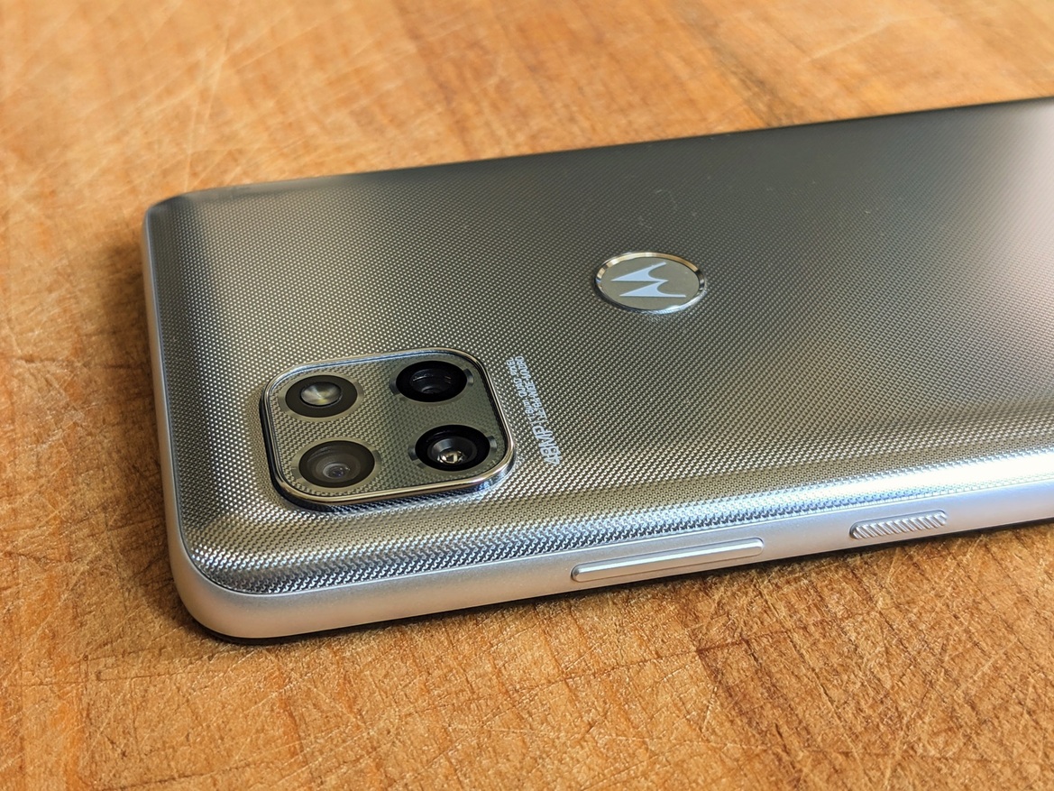 Moto One 5G Ace Review: Solid 5G Phone, Battery Life Champ
