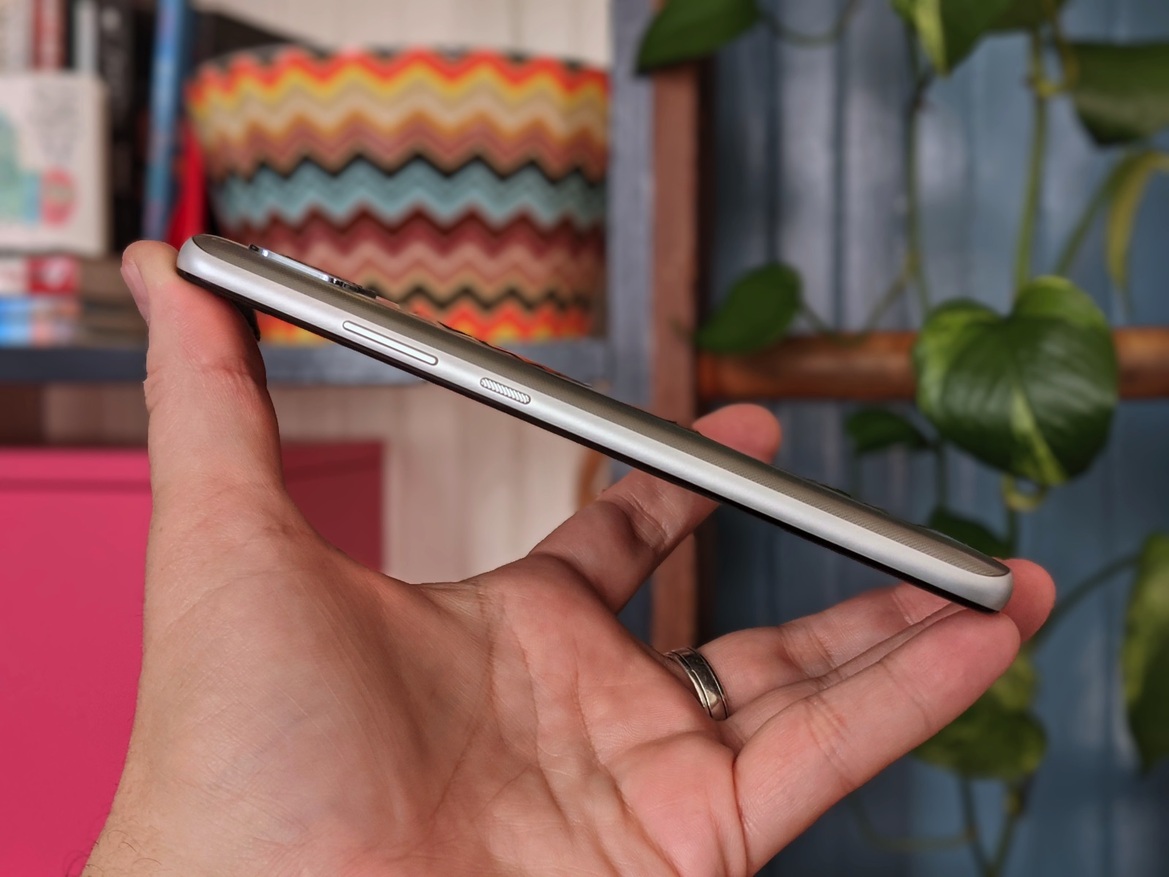 Moto One 5G Ace Review: Solid 5G Phone, Battery Life Champ