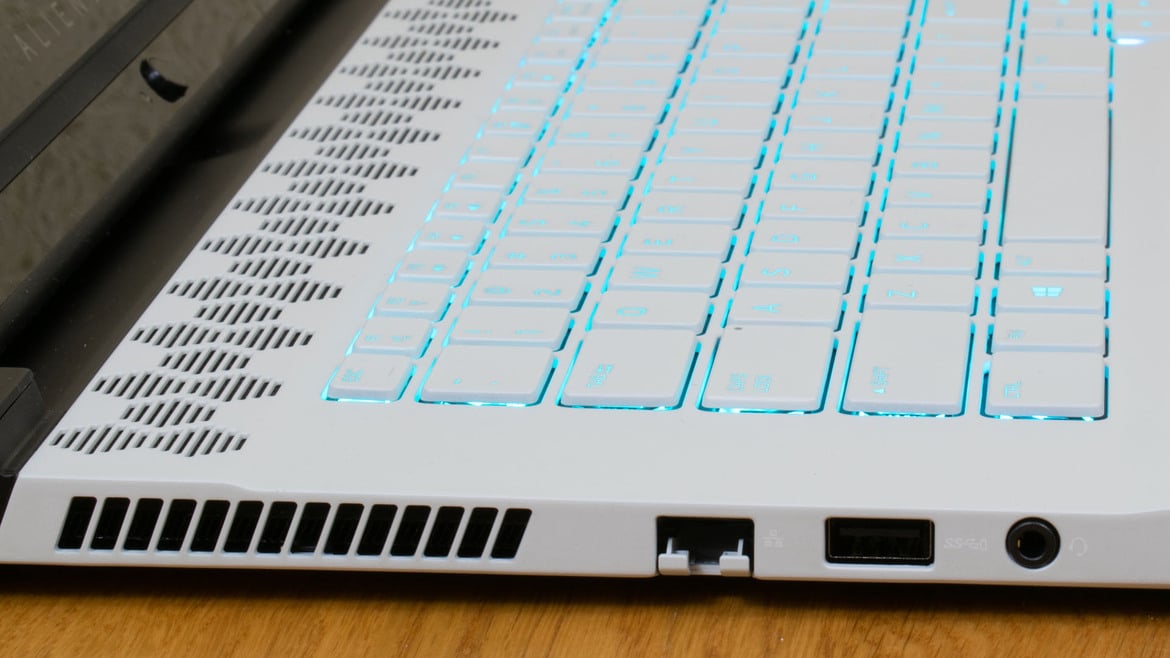 Alienware m15 R4 Review: A GeForce RTX 30 Series Invasion