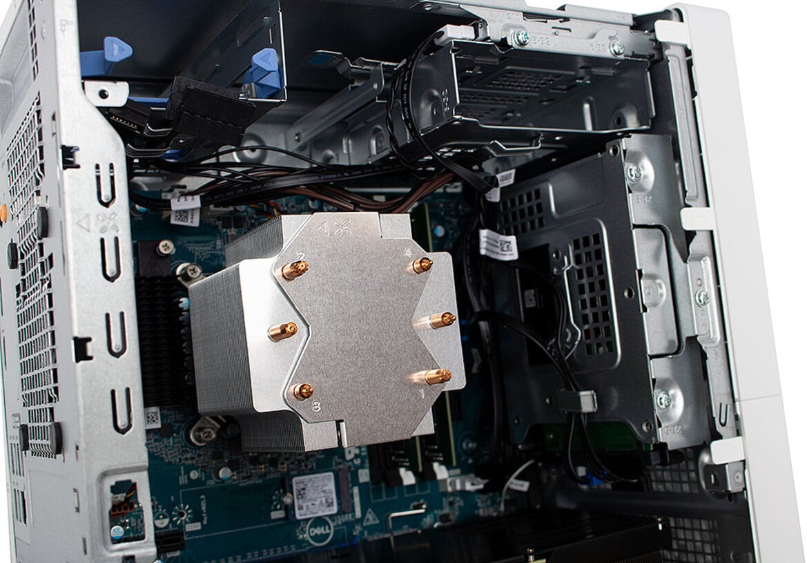 Dell XPS Desktop Special Edition 8940 Review: A Sleek Gaming Rig