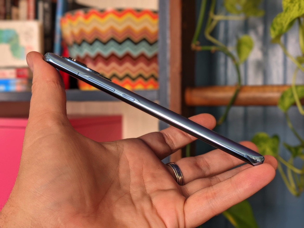 Xiaomi Mi 11 Review: A Loaded, Value-Priced Android Flagship