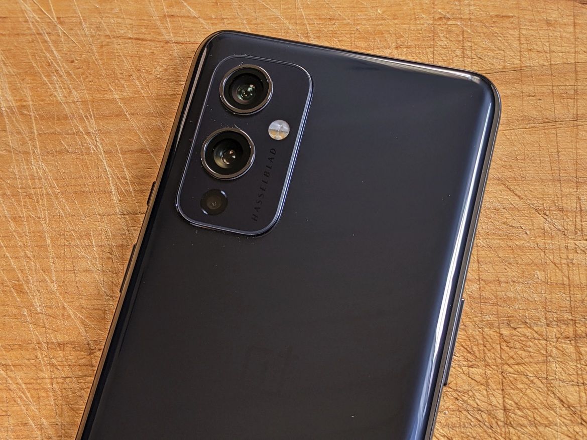 OnePlus 9 and 9 Pro Review: Great 5G Flagships With A Catch