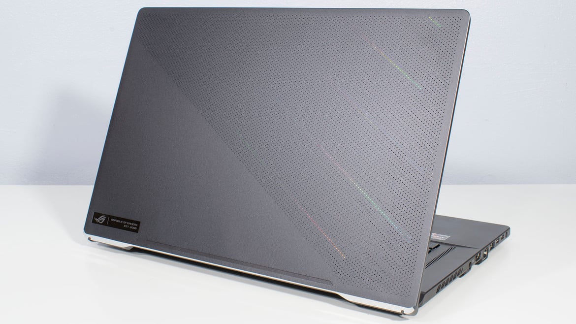 ASUS ROG Zephyrus G15 Review: A Mighty Zen 3 Gaming Laptop