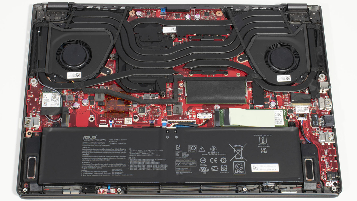 ASUS ROG Zephyrus G15 Review: A Mighty Zen 3 Gaming Laptop