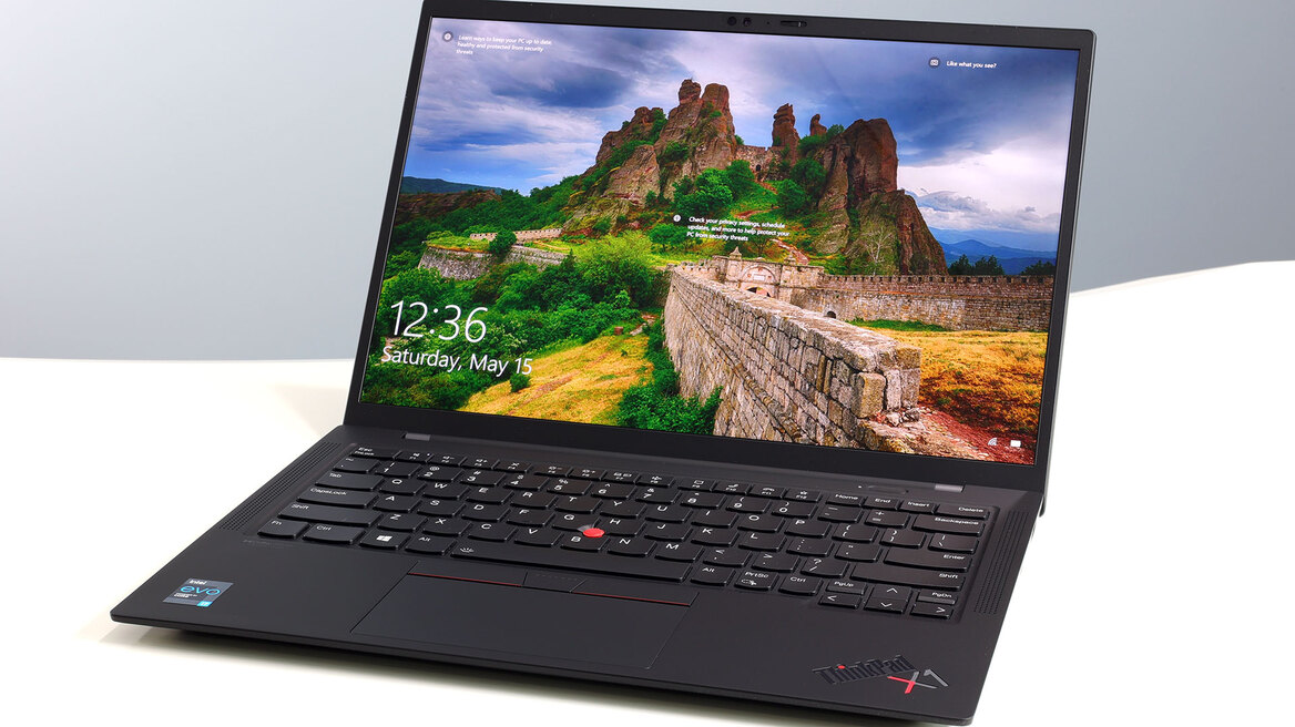 Lenovo ThinkPad X1 Carbon Gen 9 Review: Ultralight Greatness