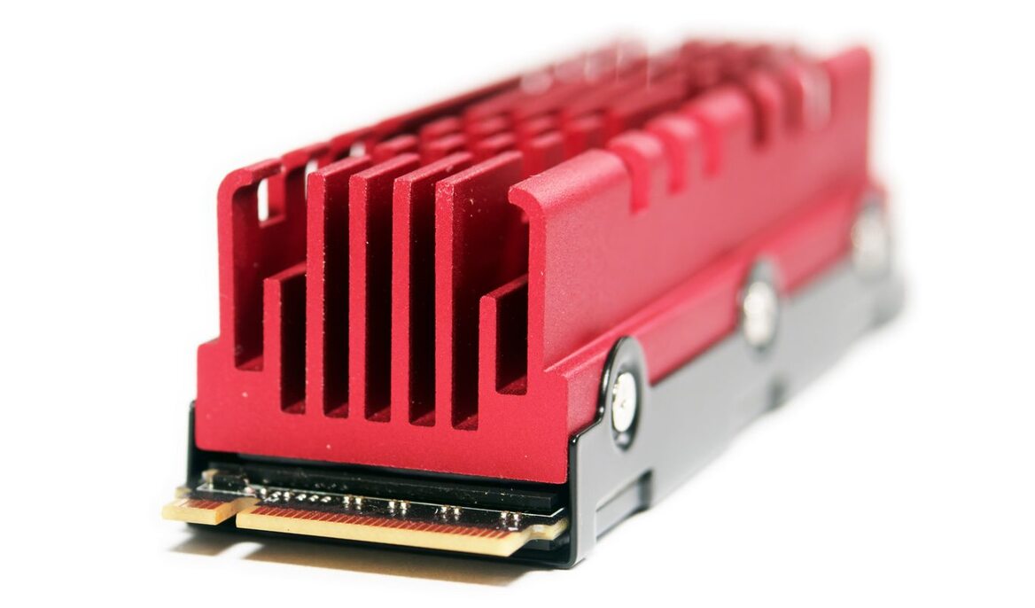 Phison E18 With Micron B47R Preview: Future Of PCIe 4 SSDs