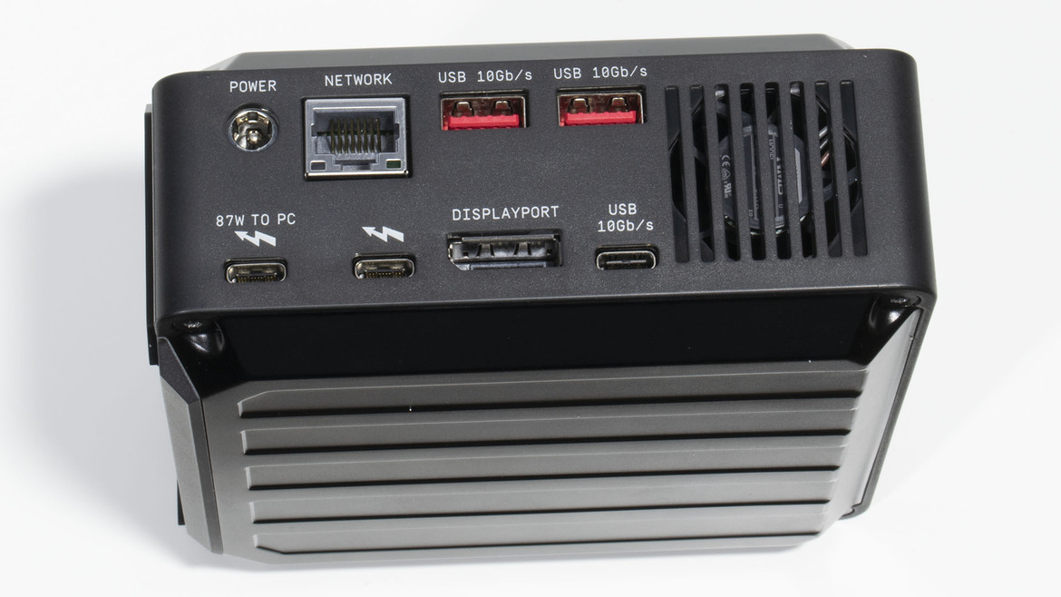 WD_Black D50 Game Dock Review: Wicked-Fast External Storage