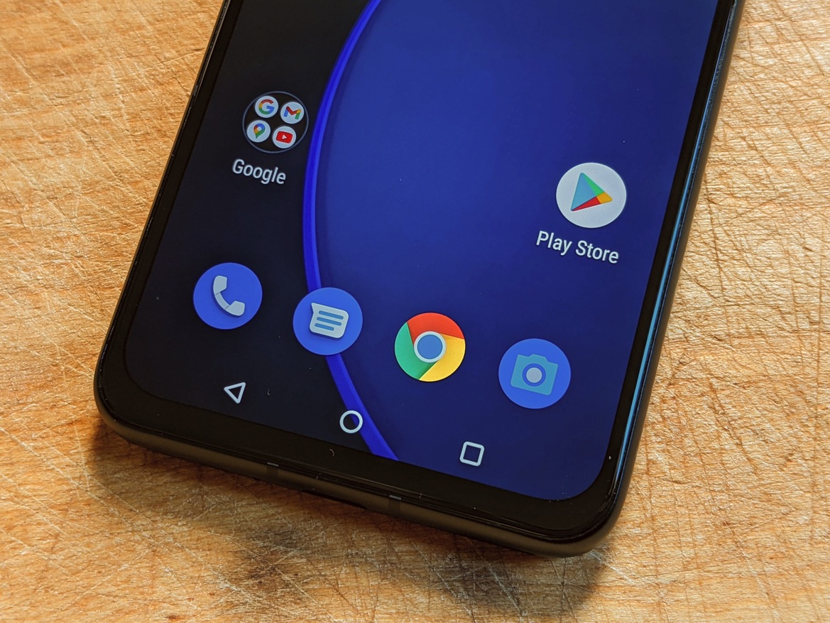 ASUS Zenfone 8 Review: The Tiny But Mighty Android