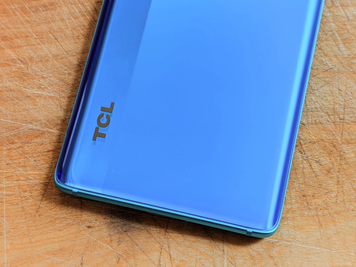 TCL 20 Pro 5G Review: Premium Features, Midrange Pricing
