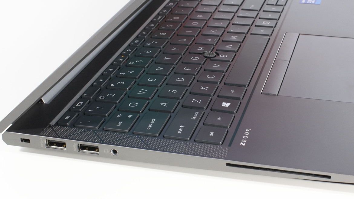 HP ZBook Firefly 14 G8 Review: A Premium Mobile Workstation