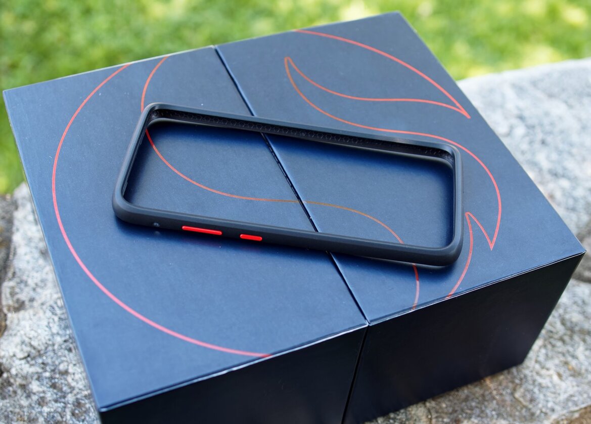Smartphone for Snapdragon Insiders Review: Qualcomm & ASUS Set The Bar