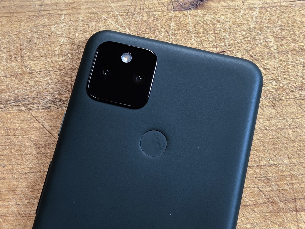 Google Pixel 5a 5G Review: A Well-Executed Battery Life King