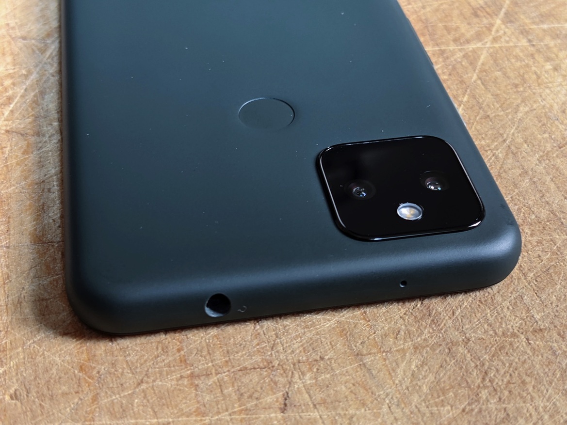 Google Pixel 5a 5G Review: A Well-Executed Battery Life King