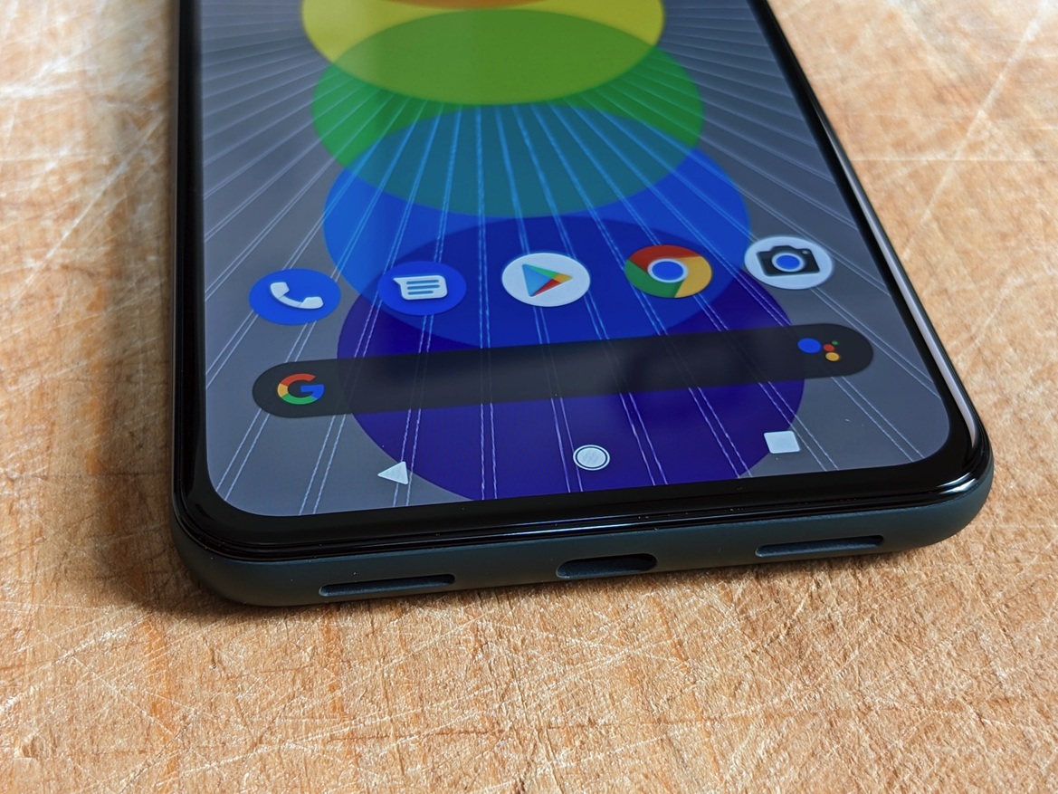 Google Pixel 5a 5G Review: A Well-Executed Battery Life King
