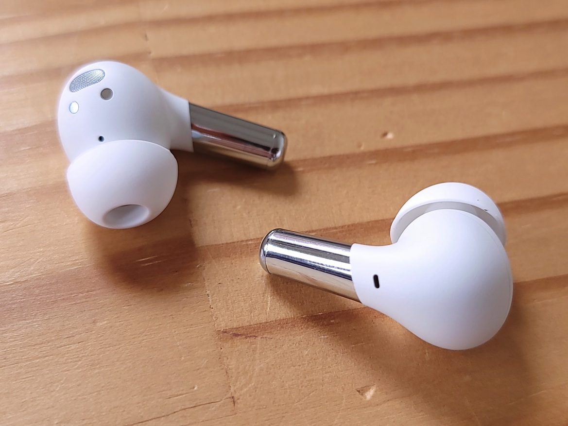 OnePlus Buds Pro Review: Terrific Features, Tunable Sound