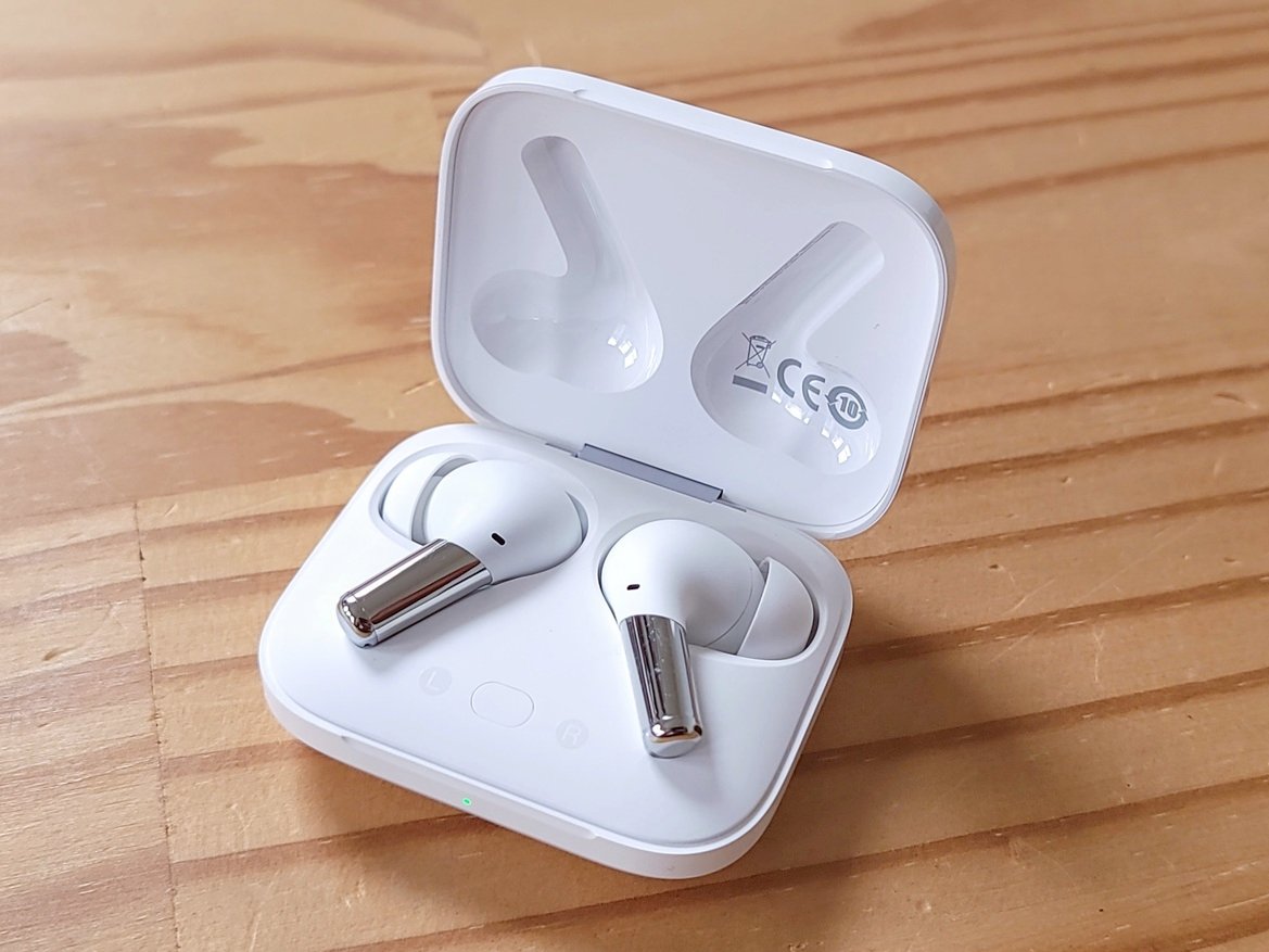 OnePlus Buds Pro Review: Terrific Features, Tunable Sound
