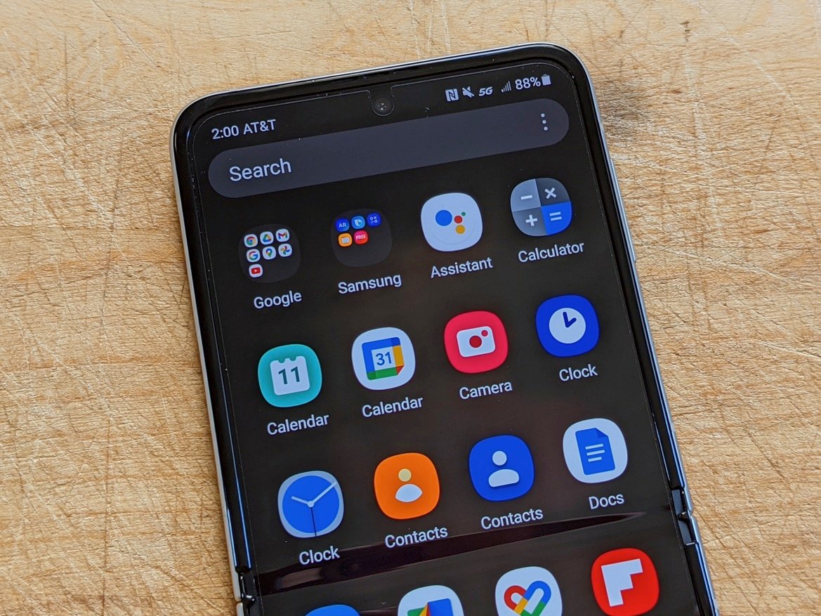 Samsung Galaxy Z Flip3 Review: The Folding Flagship Refined