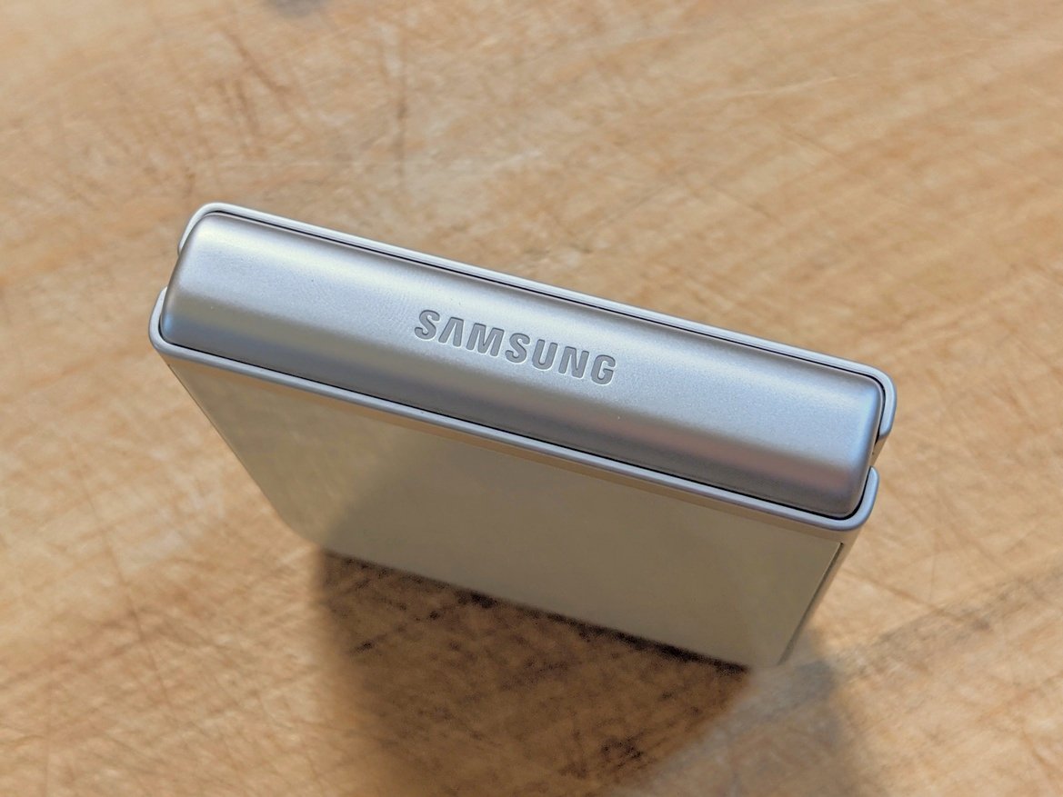 Samsung Galaxy Z Flip3 Review: The Folding Flagship Refined