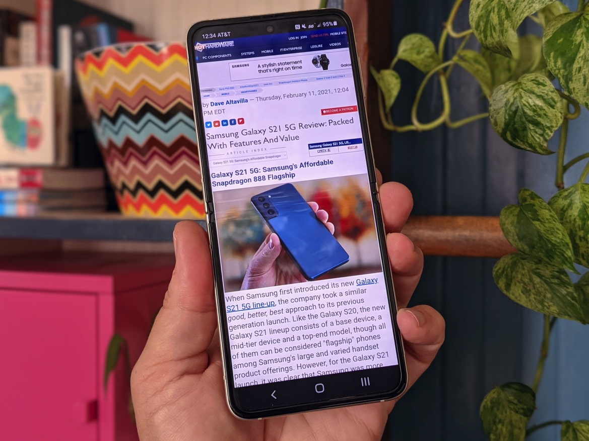 Samsung Galaxy Z Flip3 Review: The Folding Flagship Refined